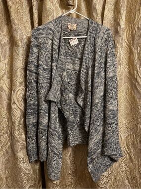 NWT Hippie Rose sweater